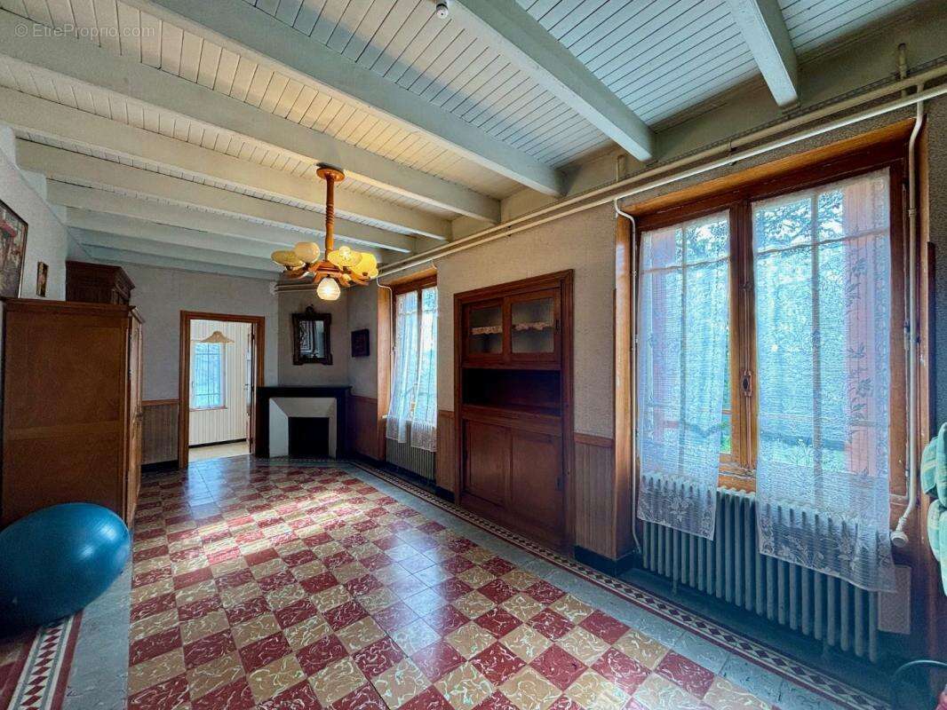 Maison à SAINT-LAURENT-LOLMIE