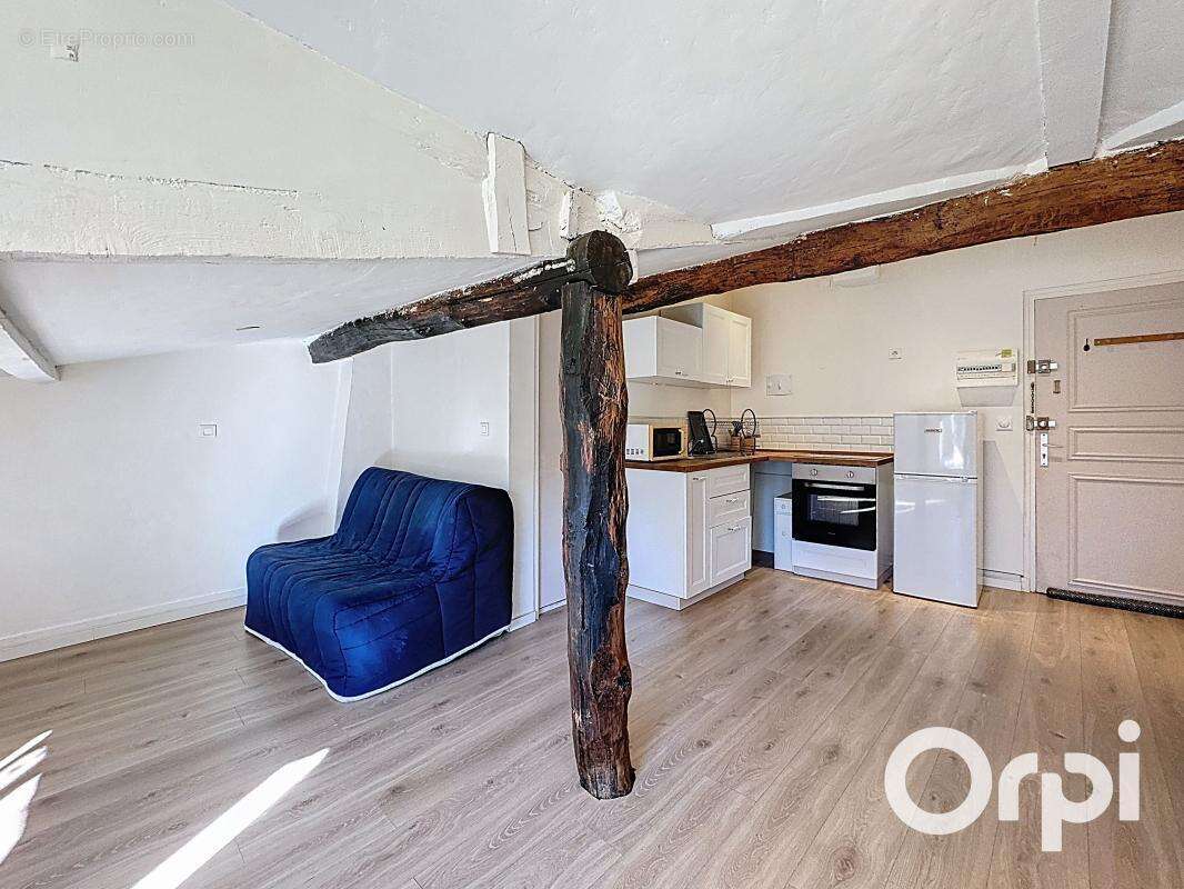 Appartement à VILLENEUVE-LOUBET