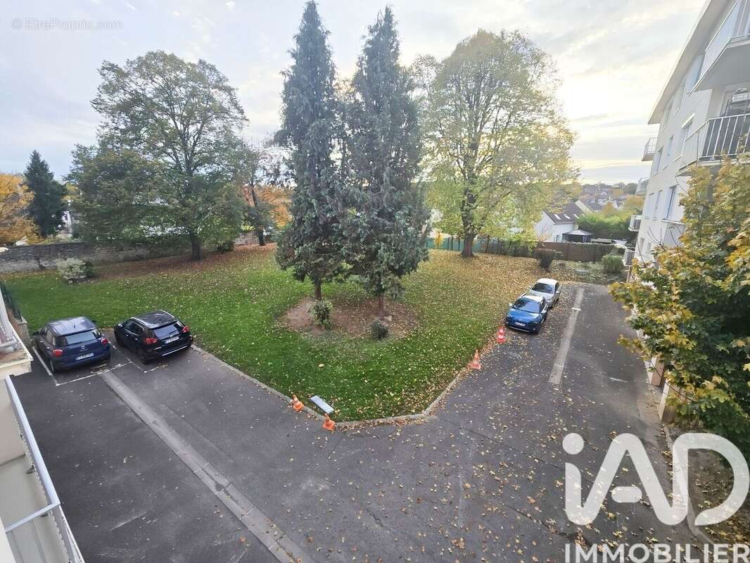 Photo 2 - Appartement à MAURECOURT