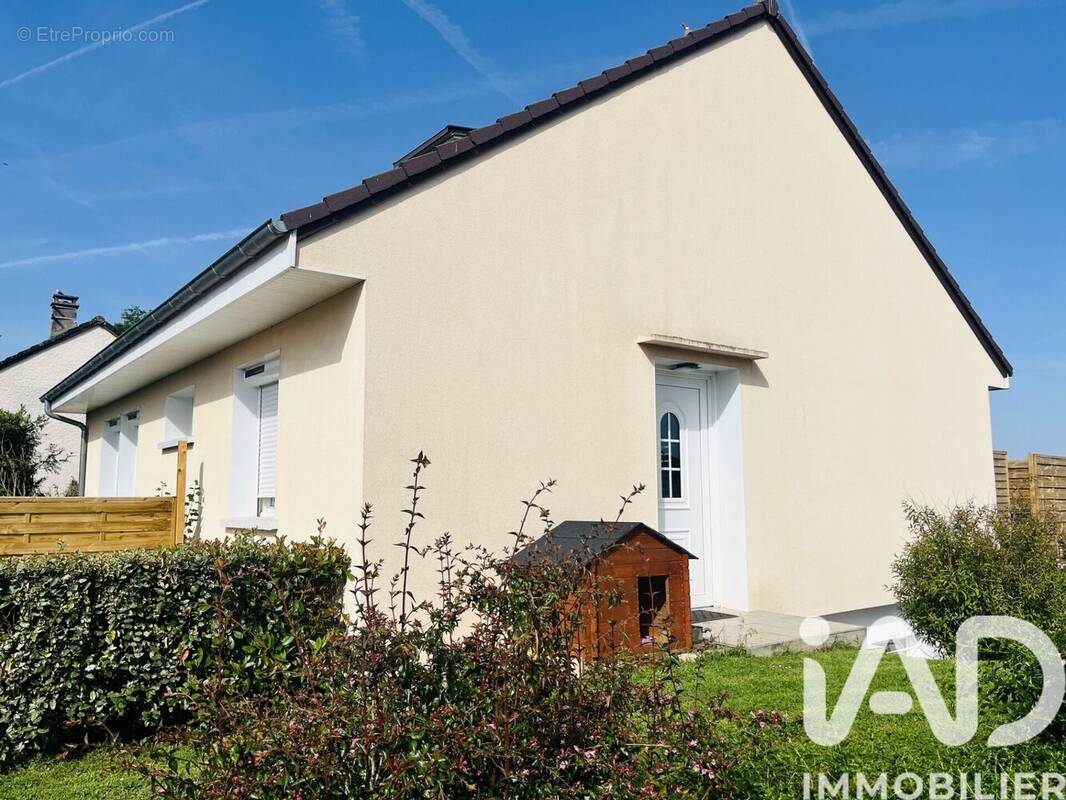 Photo 1 - Maison à AUNEAU