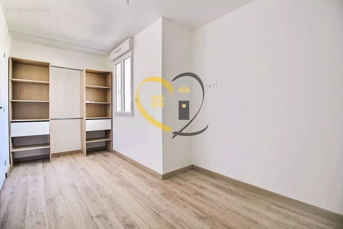 Maison à LA CHAPELLE-SAINT-URSIN