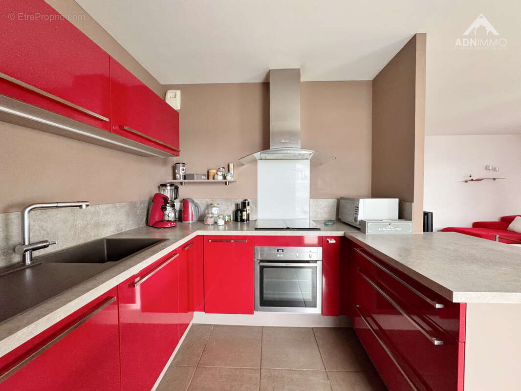 Appartement à SAINT-GENIS-POUILLY