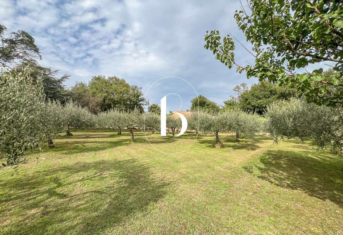 Maison à GOUDARGUES