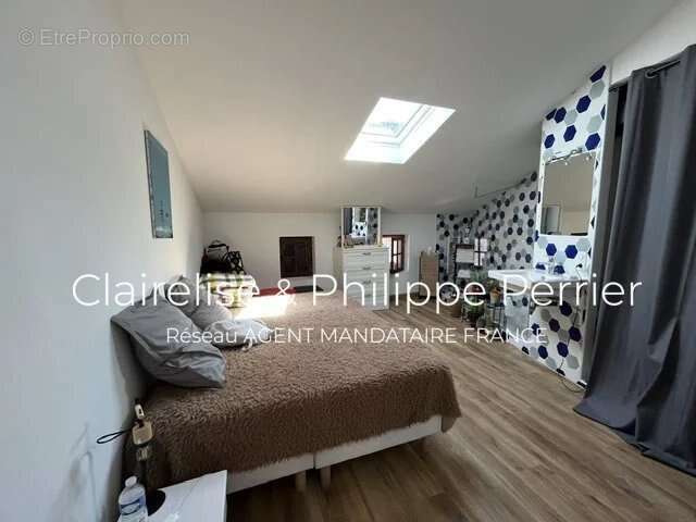 Maison à SILLANS-LA-CASCADE
