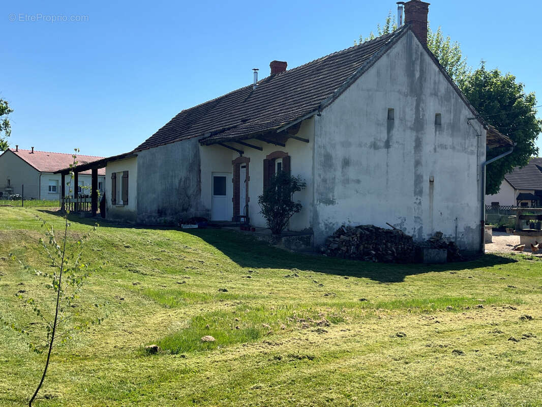 Maison à SIMANDRE