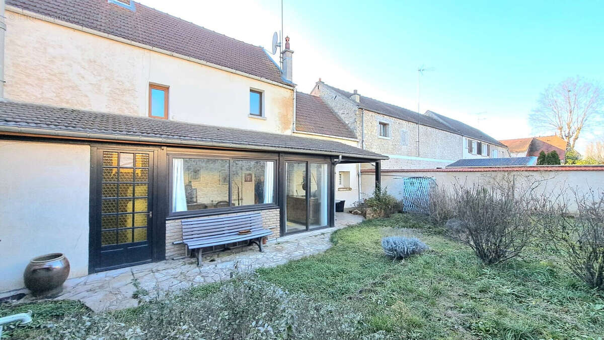 Maison à SEUGY