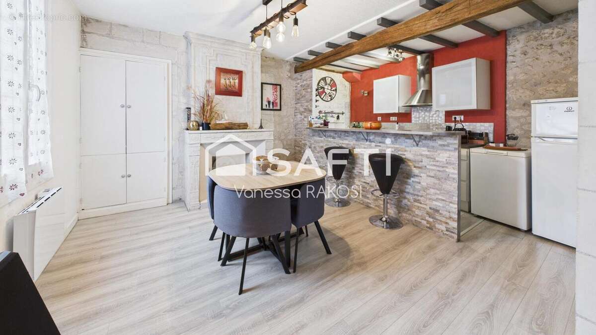 Photo 2 - Maison à SAINTES