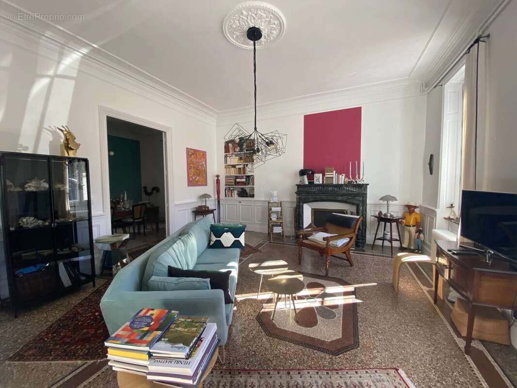 Maison à LEZIGNAN-CORBIERES