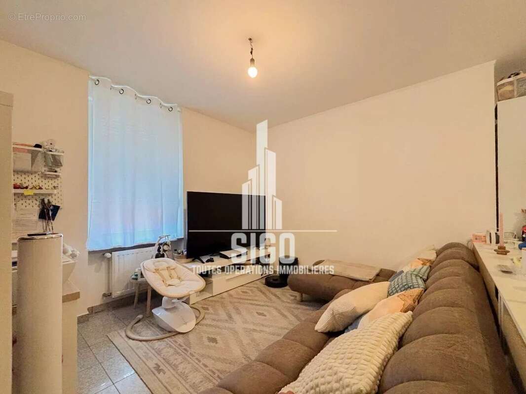 Appartement à GIDY