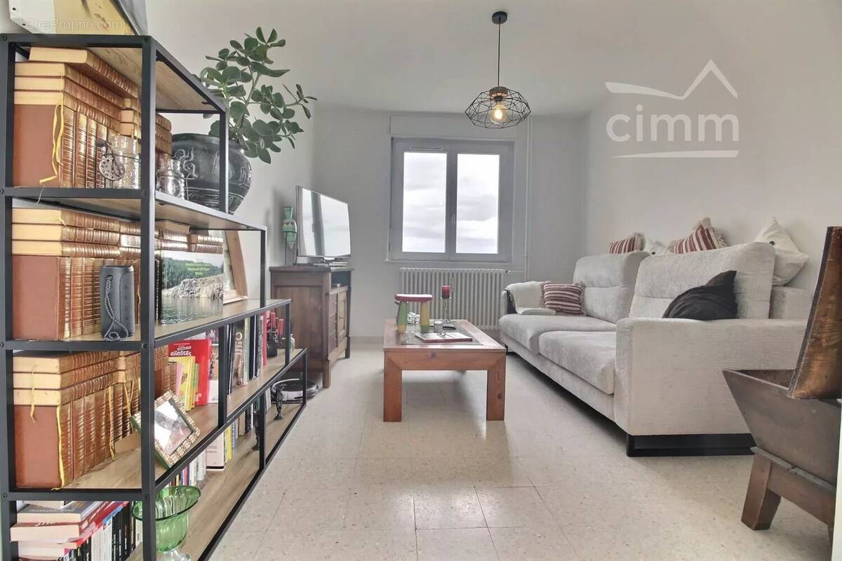 Appartement à ROUSSILLON