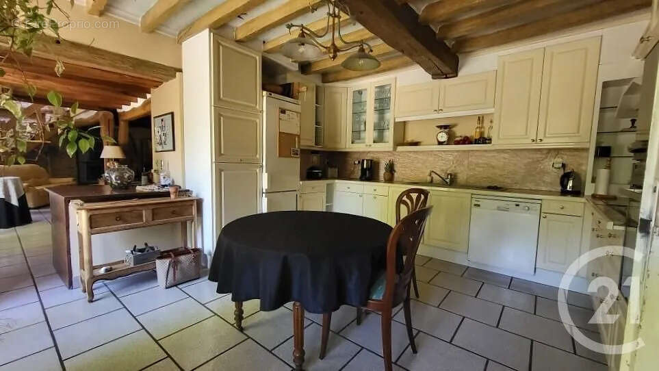 Maison à COURCELLES-LES-GISORS