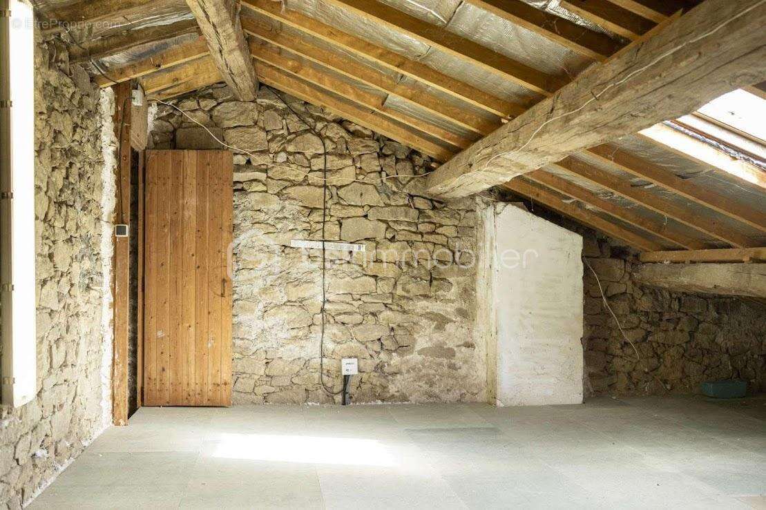Un bien à saisir sur la commune de Chateauponsac (87290) - photo 14