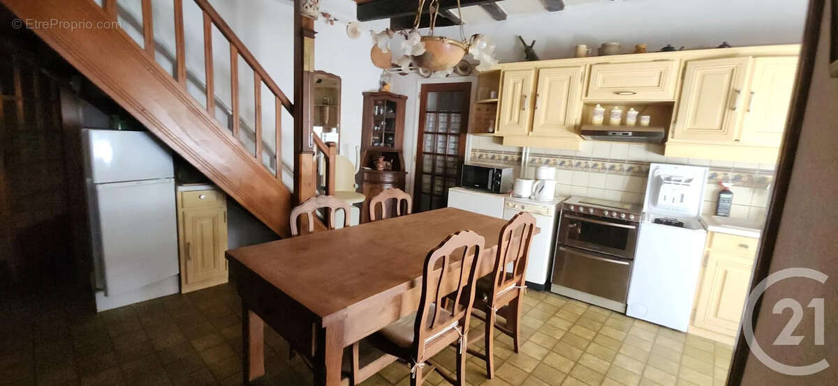 Maison 90 m² à Saint-Mamet-La-Salvetat  - photo 15