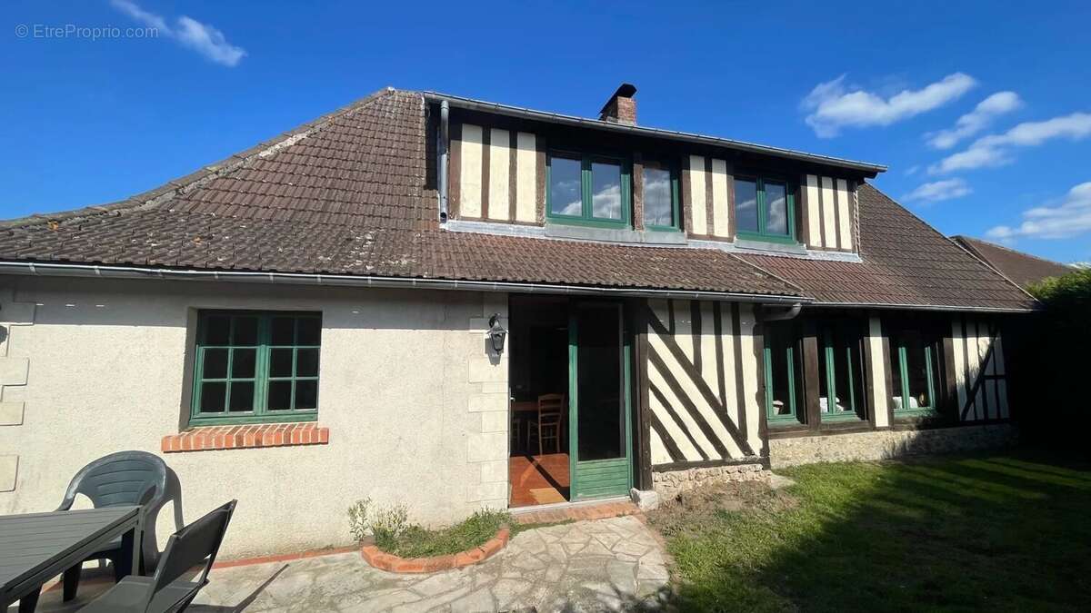 Maison à SAINT-GATIEN-DES-BOIS