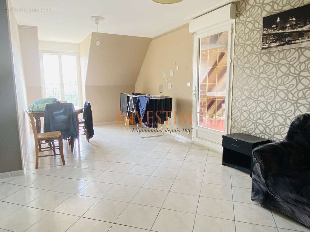 Maison à VILLEBAROU