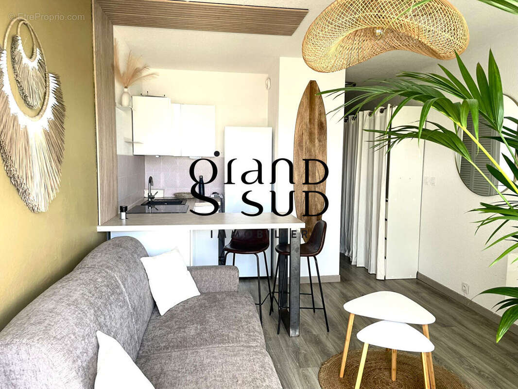 Appartement à MAUGUIO