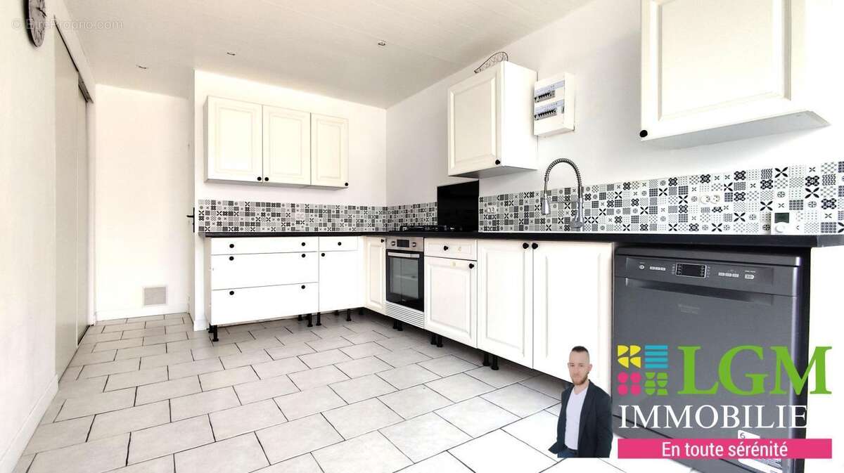 Maison à CIRE-D&#039;AUNIS