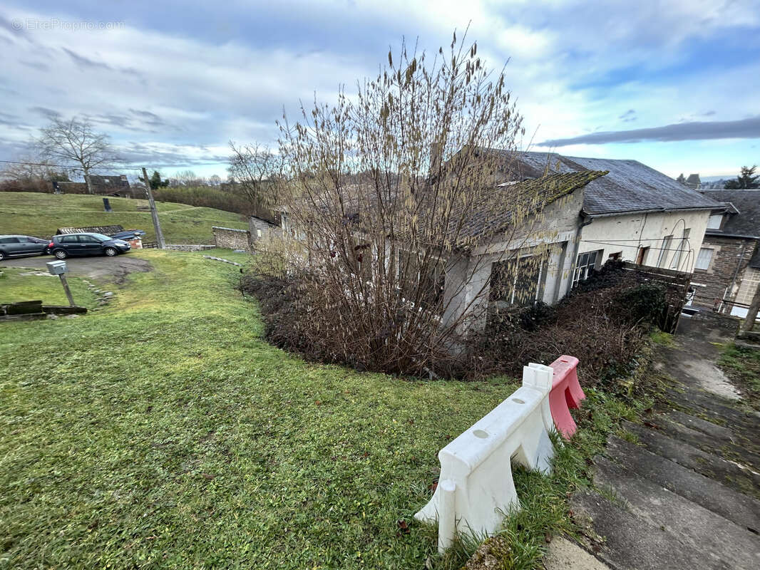 Appartement à UZERCHE