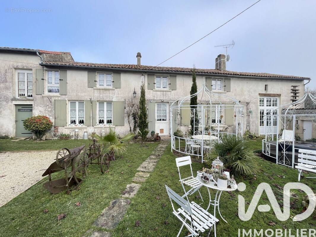 Photo 1 - Maison à VILLEMAIN