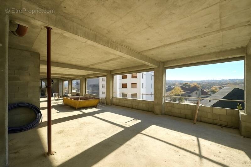 Appartement à LA ROCHE-SUR-FORON