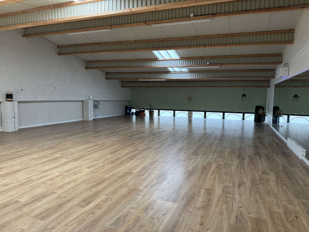 Commerce à SAINT-BENOIT