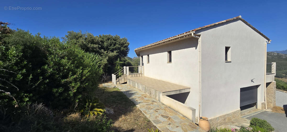 Maison à GROSSA
