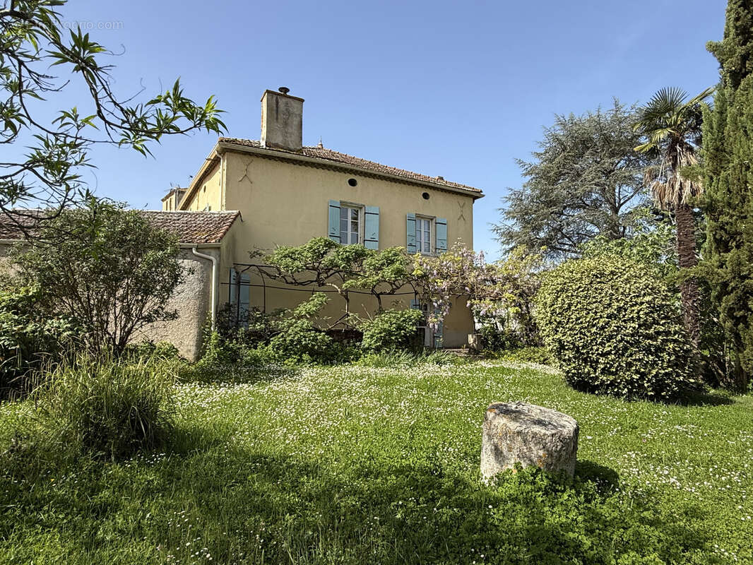 Maison à MOUCHAN