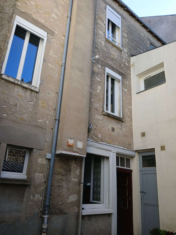 Appartement à PITHIVIERS