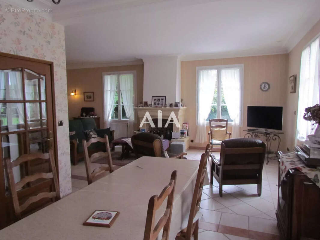 Maison à RUFFEC