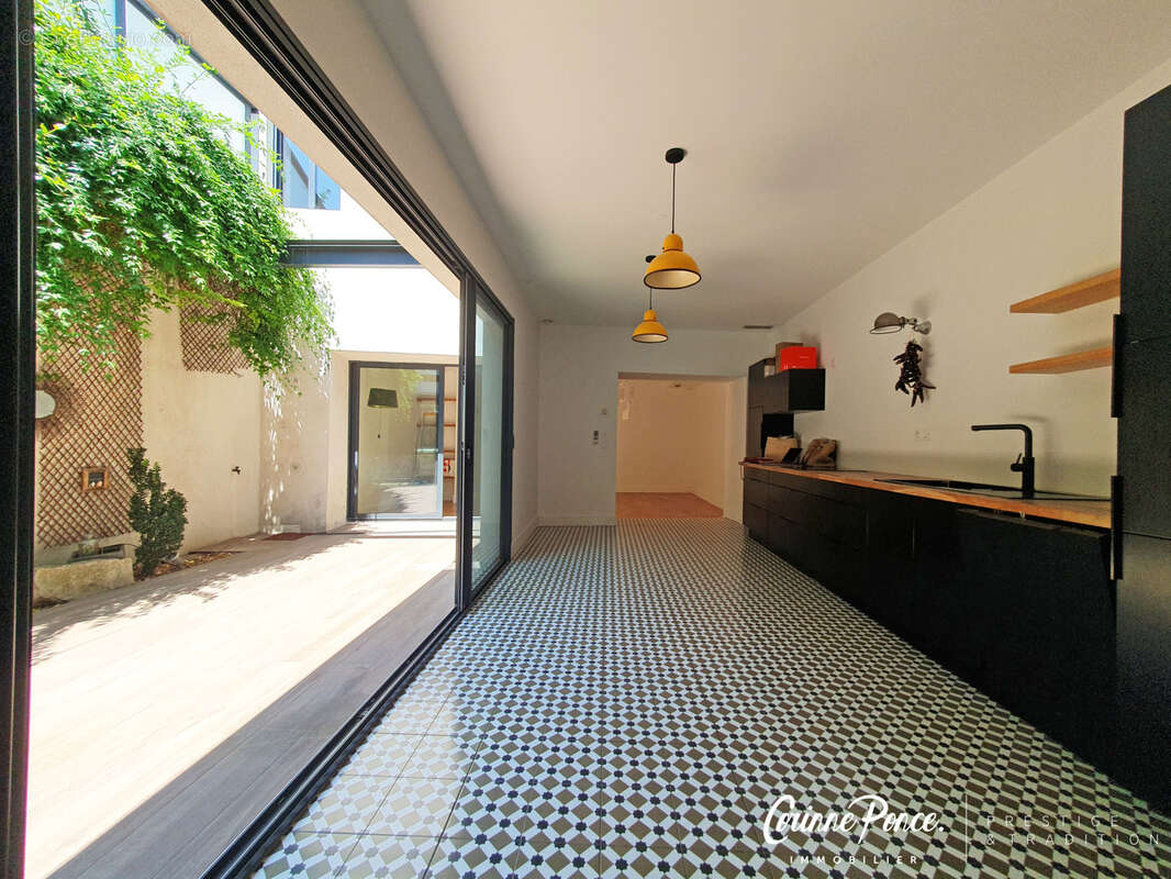 Maison de ville avec jacuzzi et garage Corinne Ponce - photo 5