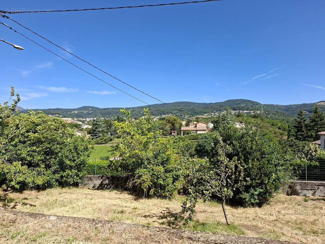 Terrain 820 m² à Coux  - photo 3