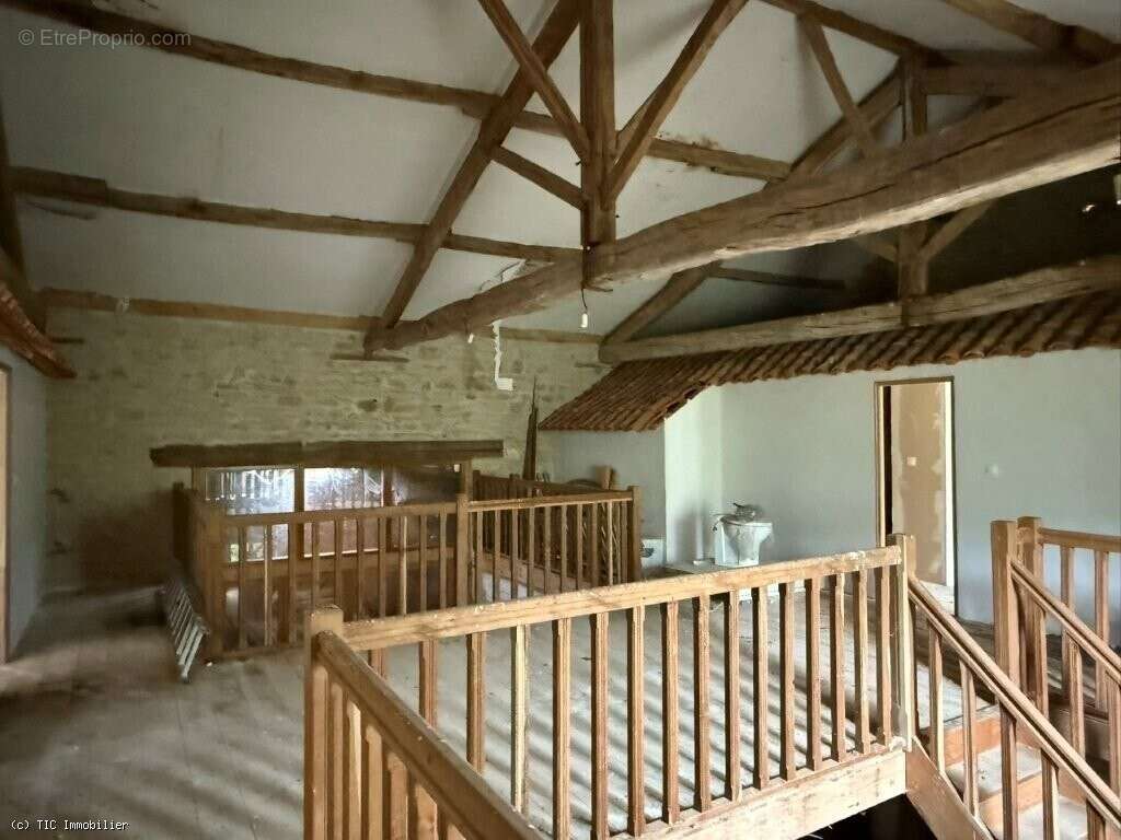Maison à VERTEUIL-SUR-CHARENTE