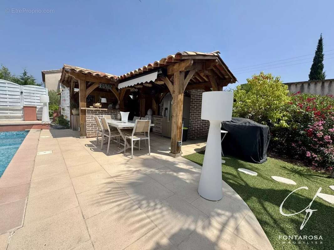 Maison à PUGET-SUR-ARGENS