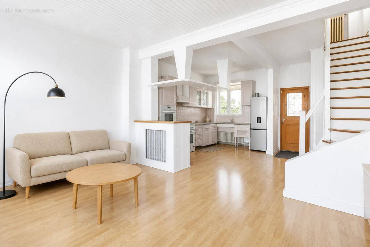 Maison à CHAMPIGNY-SUR-MARNE