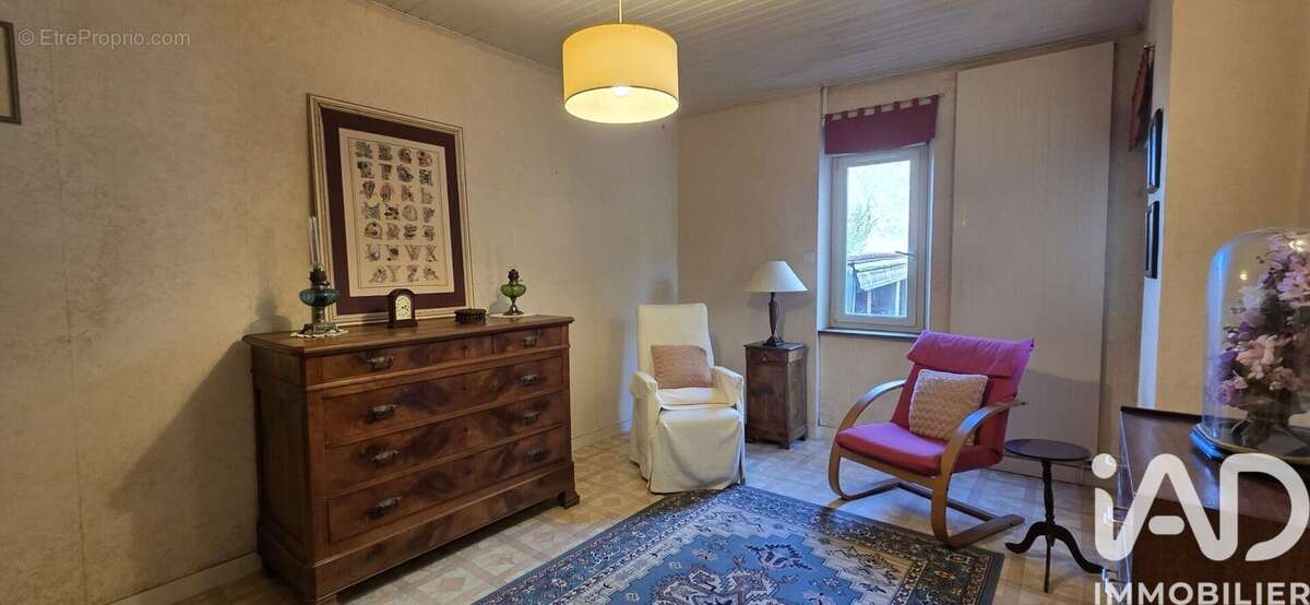 Photo 5 - Maison à SAINT-PIERRE-DES-ECHAUBROGNES