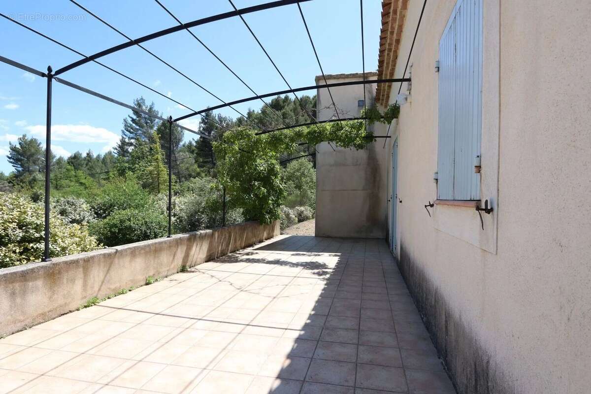 Vente Maison Saint-saturnin-les-apt(84490) 399 500ï¿œ - photo 6