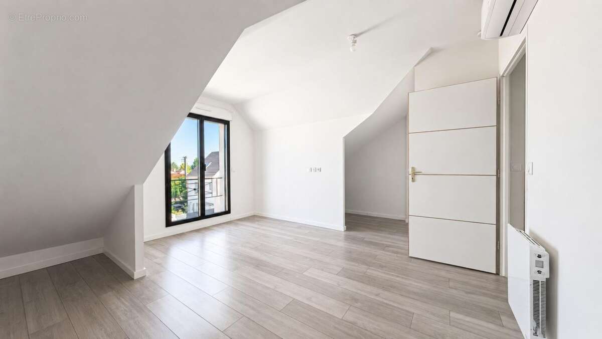 Maison 140 m² à Draveil  - photo 19
