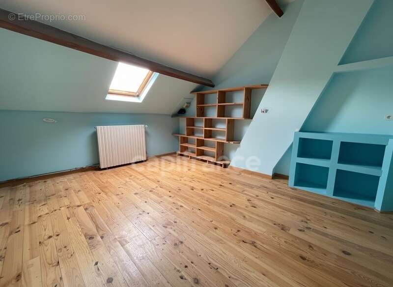 Maison à TERGNIER