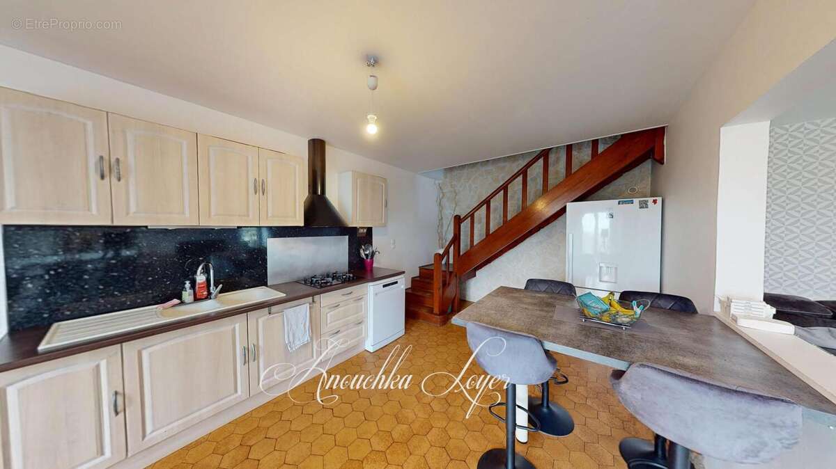 Maison 140 m² à Saint-Pardon-De-Conques  - photo 2