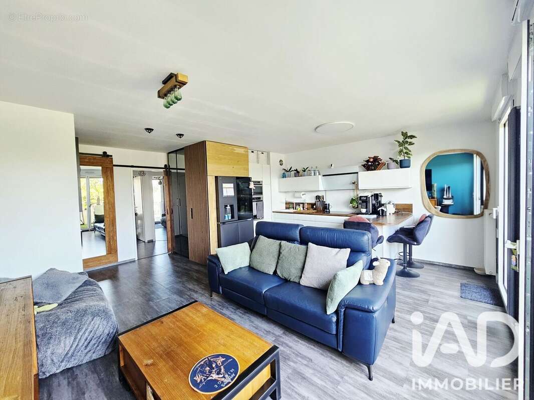 Photo 2 - Appartement à LA COURNEUVE