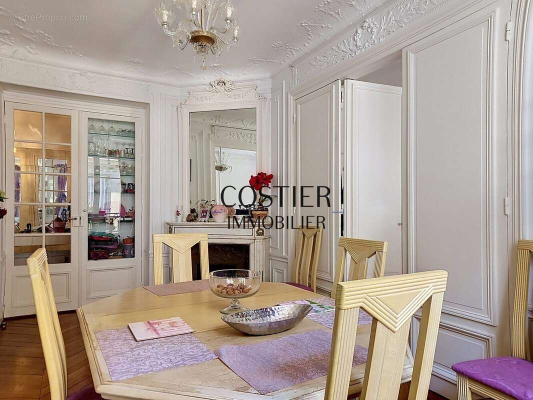 Appartement 80 m² à Paris-17e  - photo 4