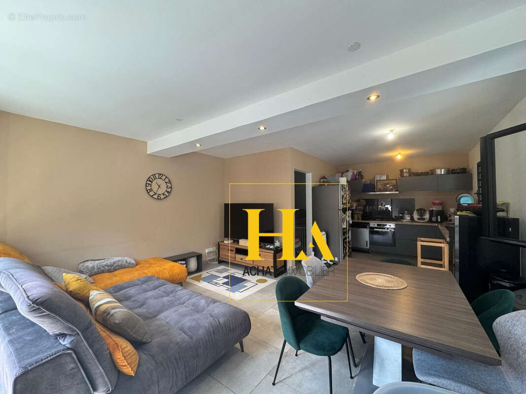 Appartement à ENTRE-DEUX