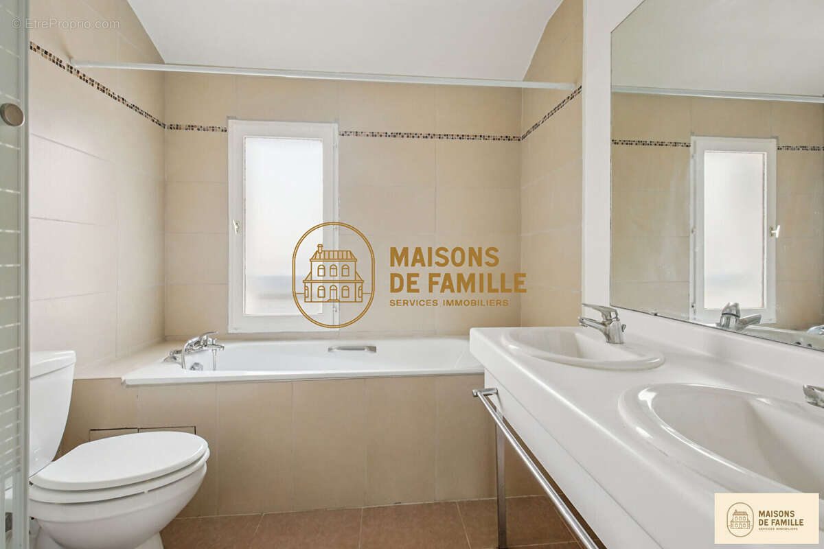 Maison à LE PORT-MARLY