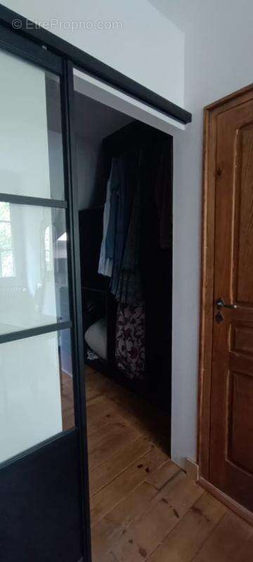 Maison à CENAC-ET-SAINT-JULIEN