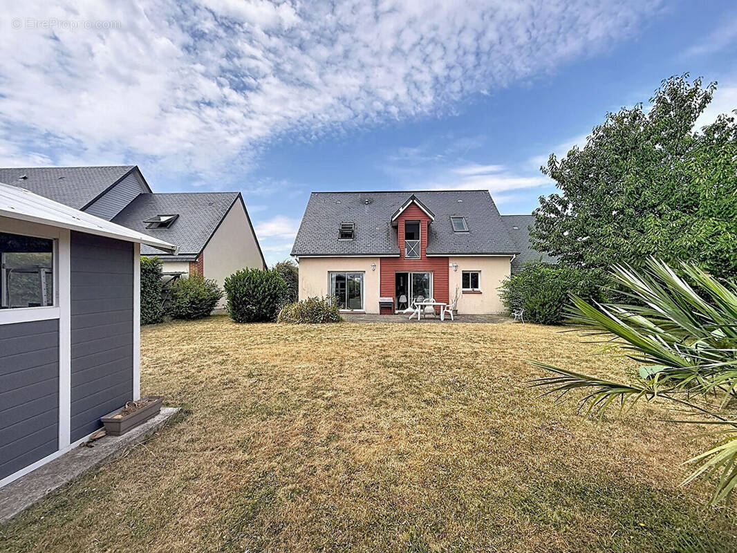 Maison à FRANQUEVILLE-SAINT-PIERRE
