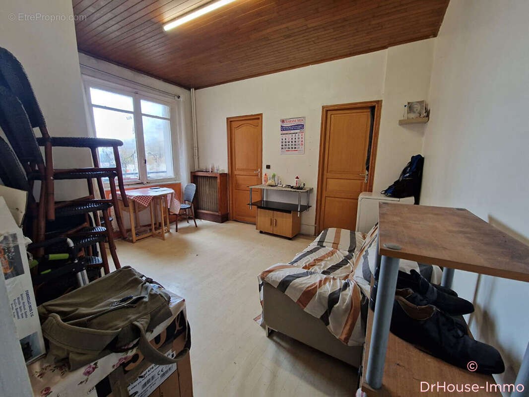 Appartement à AUBERVILLIERS