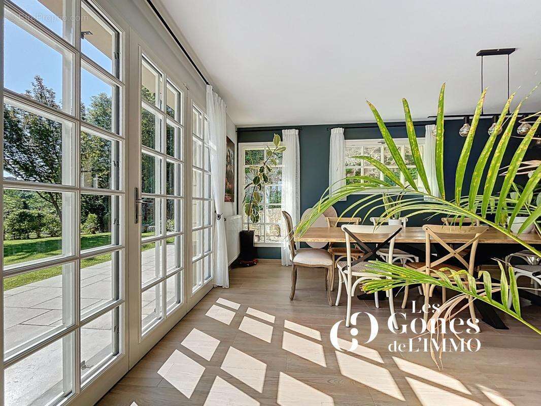 Maison à FRANCHEVILLE