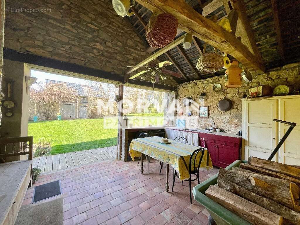 Maison à SERMAGES