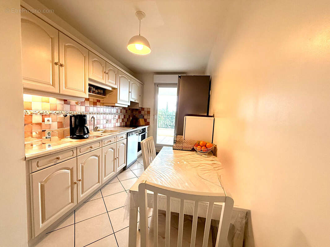 Appartement à PONTAULT-COMBAULT