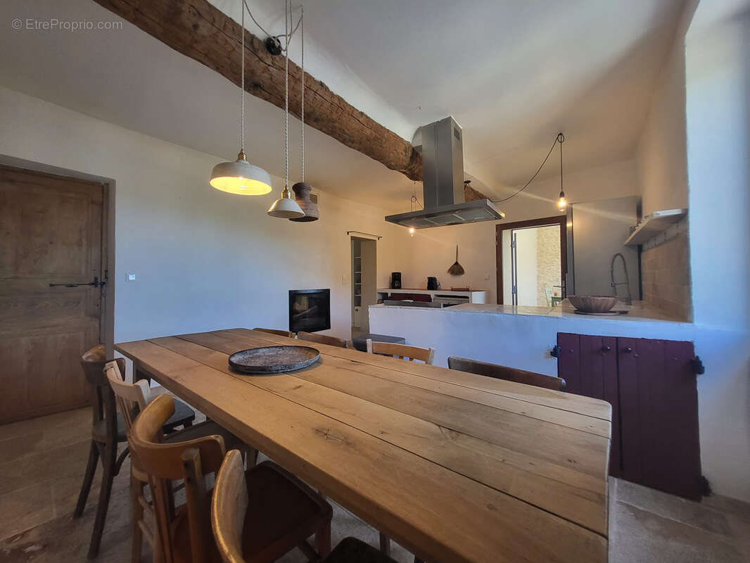 Maison à MALEMORT-DU-COMTAT